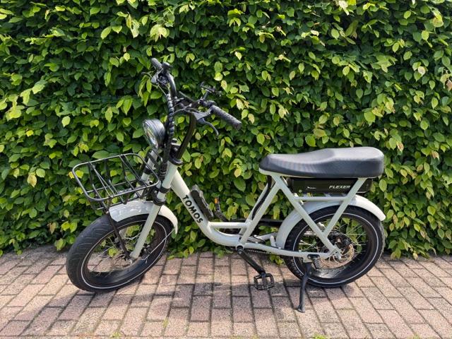 Fatbike Tomos Flexer, Fietsen en Brommers, Zo goed als nieuw, Minder dan 47 cm, 30 tot 50 km per accu, Ophalen