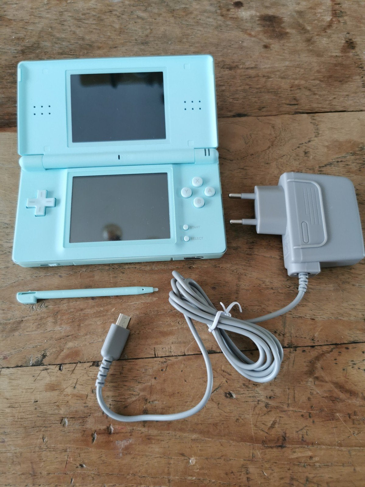 Nintendo ds lite, Games en Spelcomputers, Spelcomputers | Nintendo DS, Ophalen of Verzenden, DS Lite