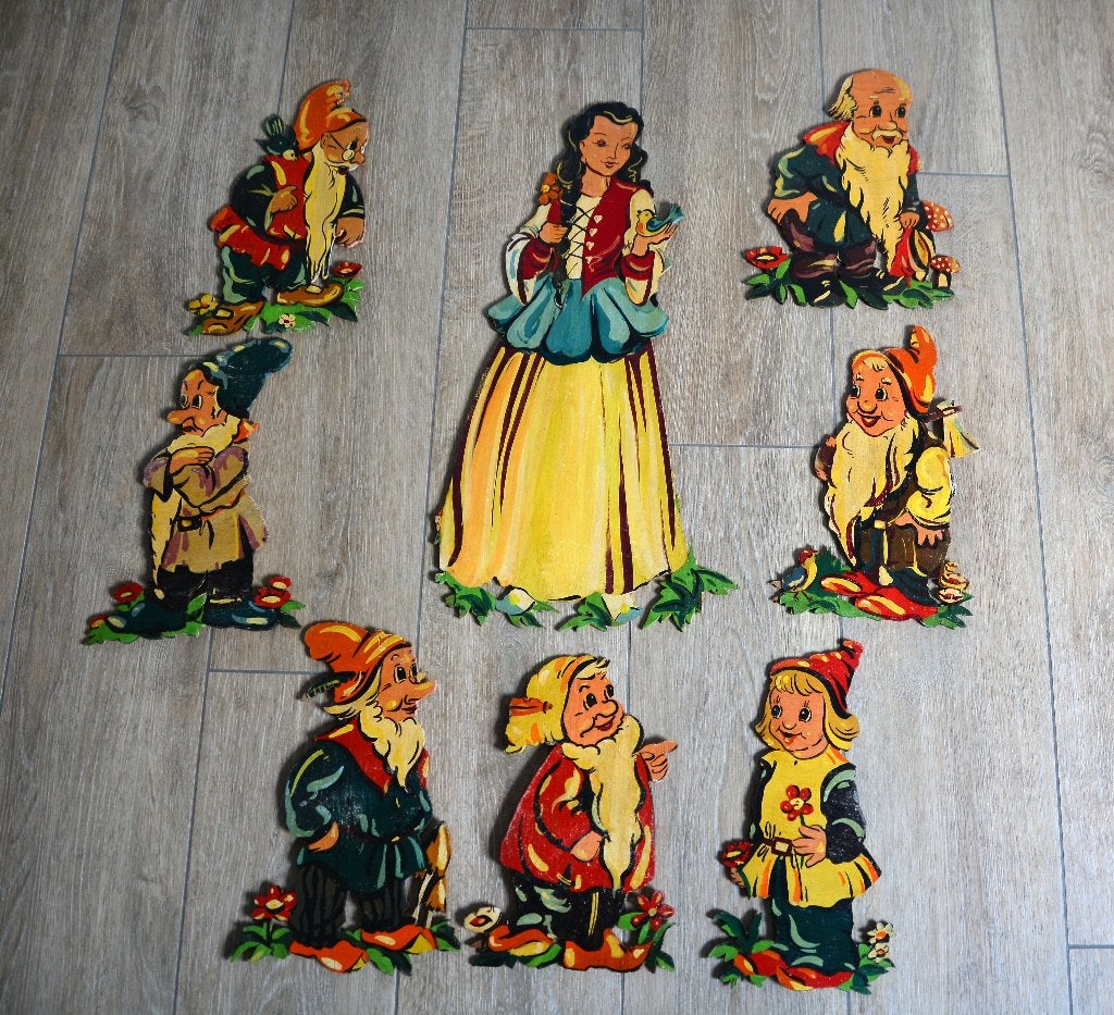 Houten sprookjes figuren sneeuwwitje en 7 dwergen + andere., Verzamelen, Ophalen of Verzenden, Gebruikt