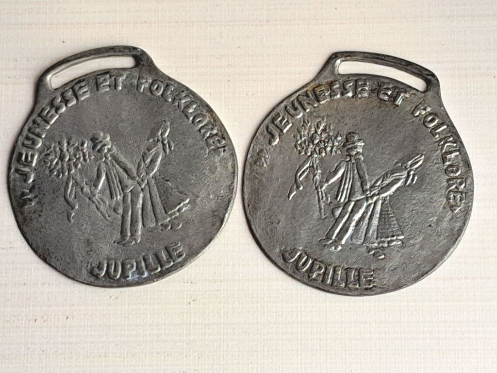 Jeunesse et Folklore Jupille - Souvenir de Jupille en étain, Antiquités & Art, Enlèvement ou Envoi
