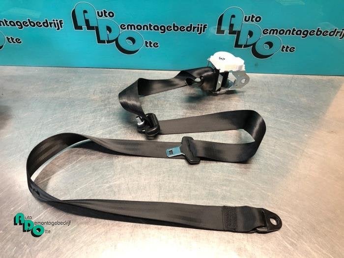 Veiligheidsgordel rechts-achter van een Alfa Romeo Giulietta, Auto-onderdelen, Interieur en Bekleding, Alfa Romeo, Gebruikt, 3 maanden garantie