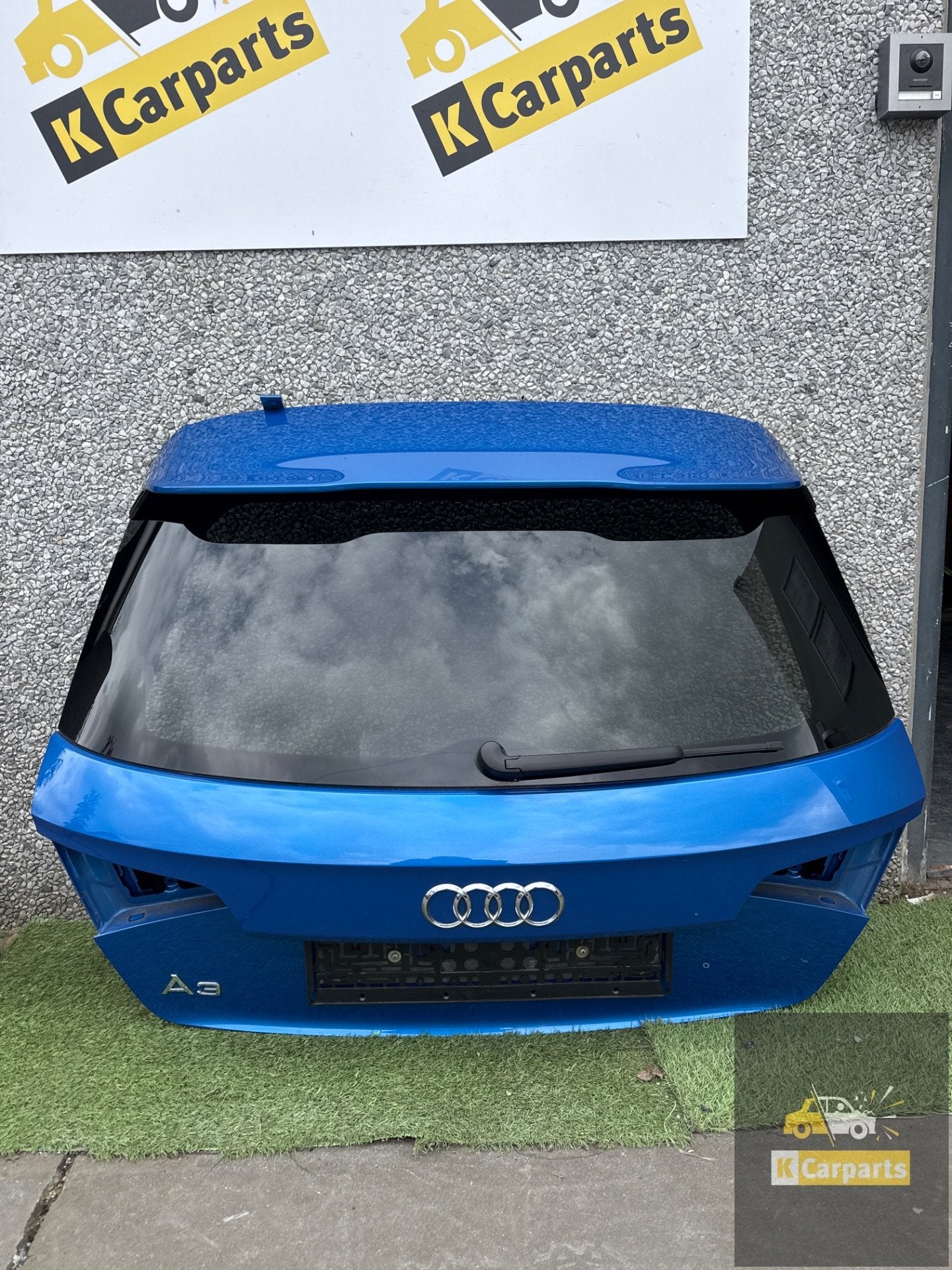Hayon d'origine Audi A3 8V RS3 S3 TFSI, Autos : Pièces & Accessoires, Carrosserie & Tôlerie, Arrière, AUDI AG, Auto-Union-Strasse 1
85045  Ingolstadt, DE