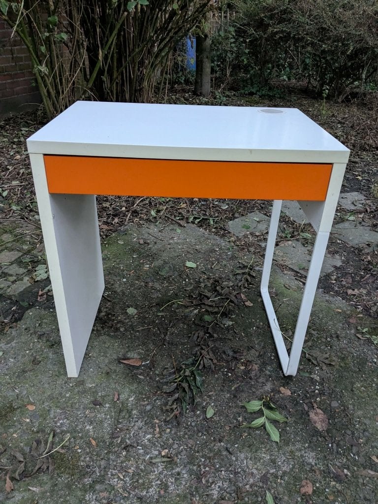 Micke Laptoptafel, Ophalen, Gebruikt