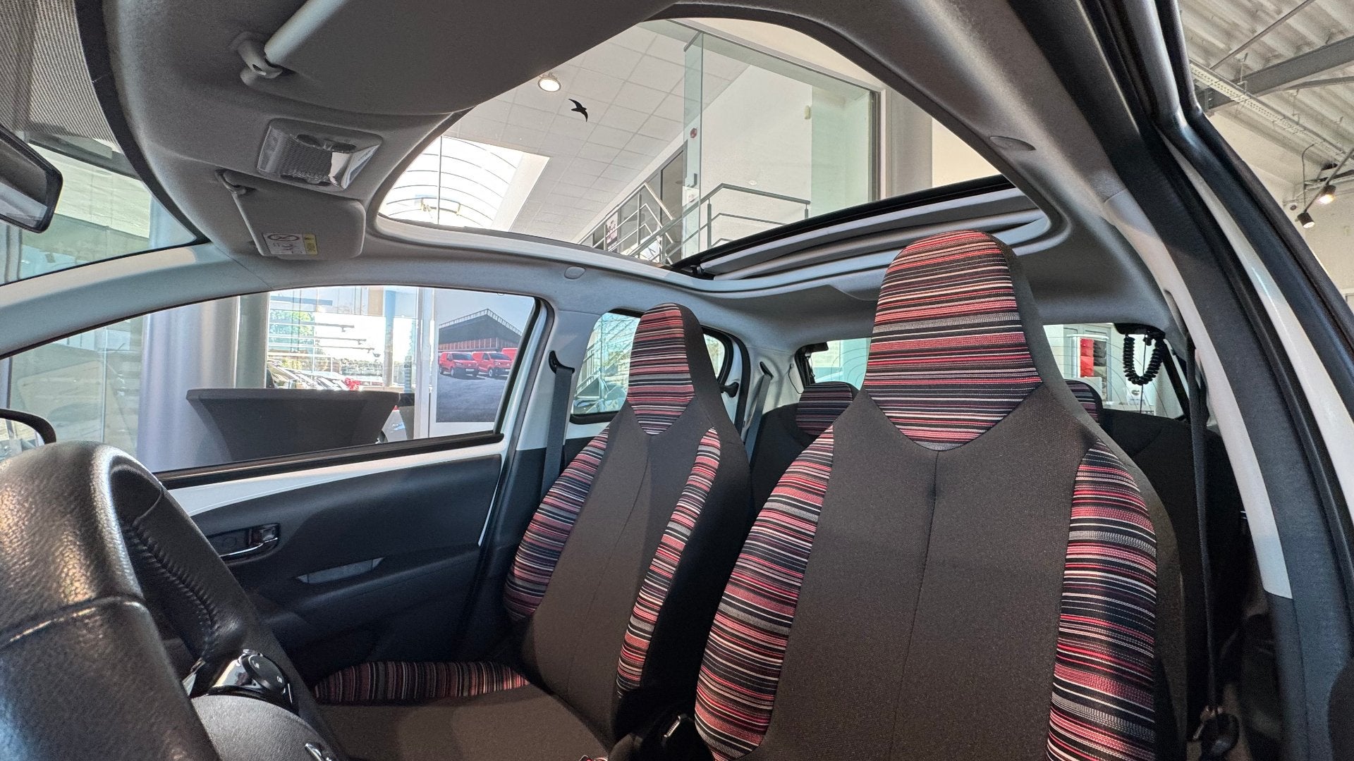 Citroën C1 Airscape 1.0 VTi S&S Shine, Autos, Citroën, Capteur de stationnement, Achat, Euro 6, Entreprise