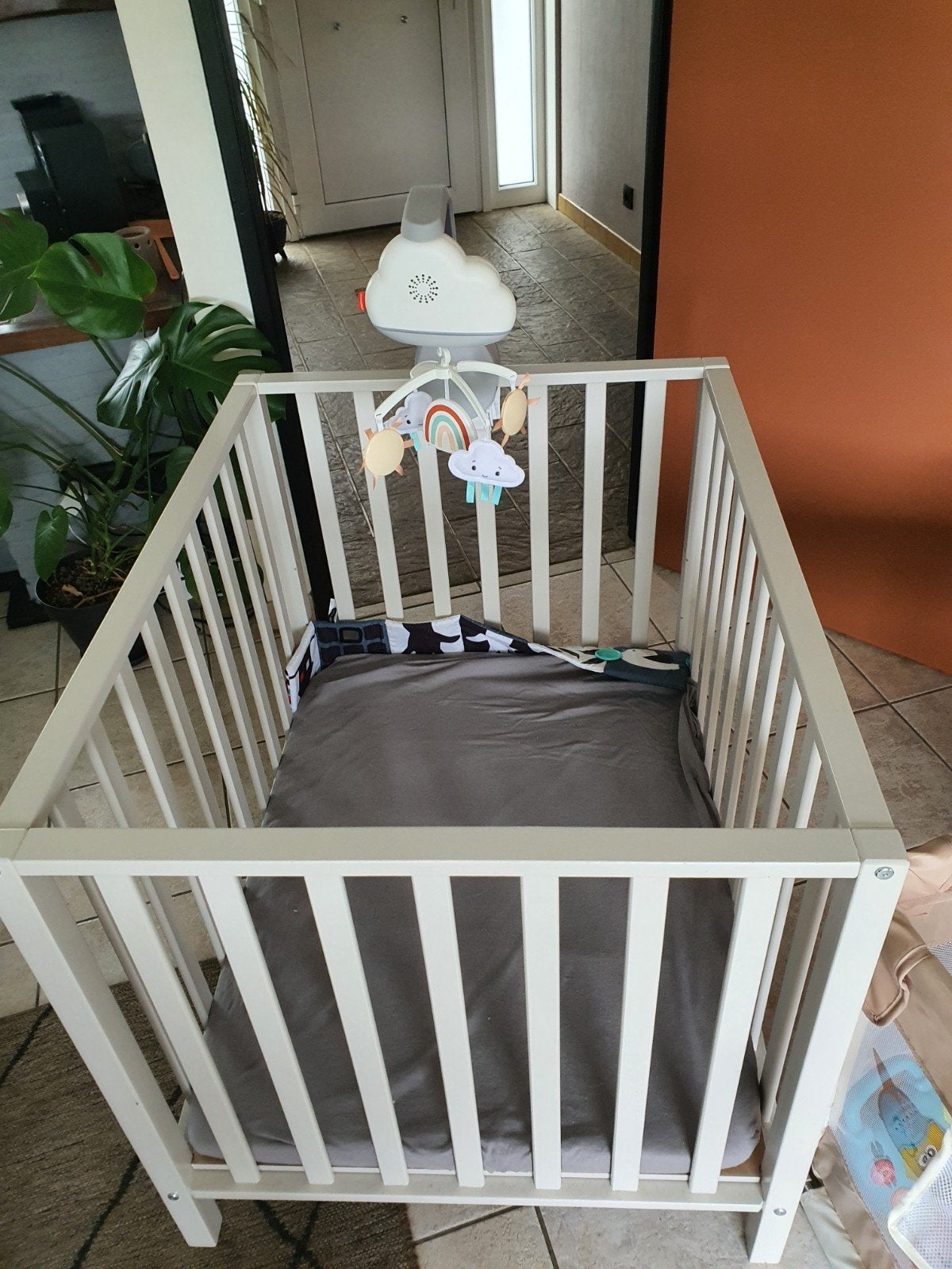 baby park met matras en mobieltje., Ophalen, Zo goed als nieuw