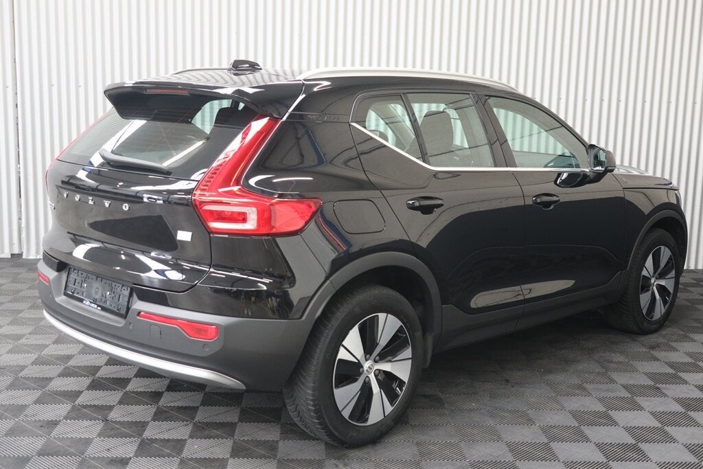 Volvo XC 40 T4 Recharge Plug-in Hybrid Camera Zetelverwarmi, Auto's, Volvo, 0 kg, Zwart, https://public.car-pass.be/vhr/dc7e34b1-820c-49e3-98c5-524d1259820b