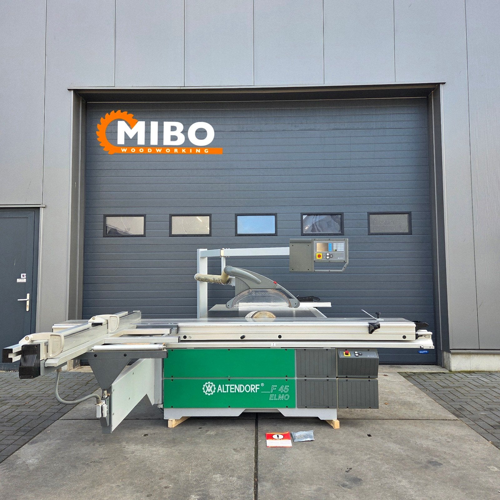 Altendorf F45 Paneelzaag 4assen cnc ** Formaatzaag drive 4, Articles professionnels, Machines & Construction | Travail du bois