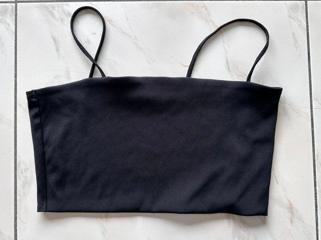 Top court Monki taille M (nr2472a), Vêtements | Femmes, Sans manches, Taille 38/40 (M), Enlèvement ou Envoi, Comme neuf