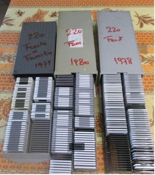 220 oude Dia's van Families en Feesten - 1978-1980, Ophalen of Verzenden, 1960 tot 1980, Zo goed als nieuw, Foto