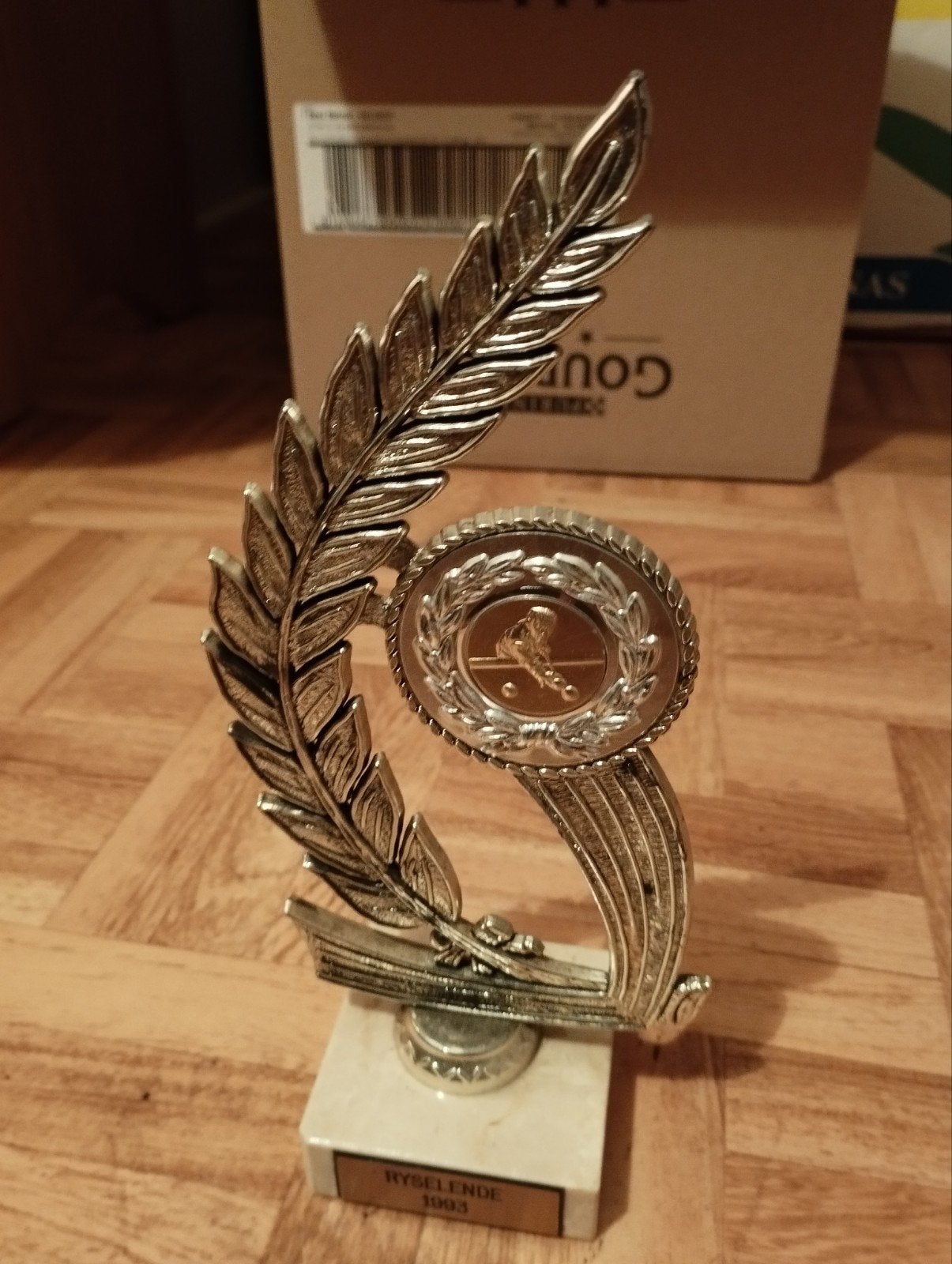 een trofee over biljart kleur verschillende kleuren, Verzamelen, Ophalen