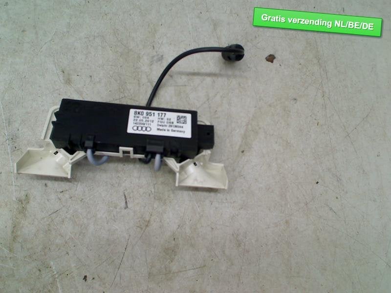 CAPTEUR alarm Audi A4 Avant (B8) (8k0951177), Auto-Union-Straße  1,
85057  Ingolstadt, DE, Info@audi.de, Audi, Utilisé