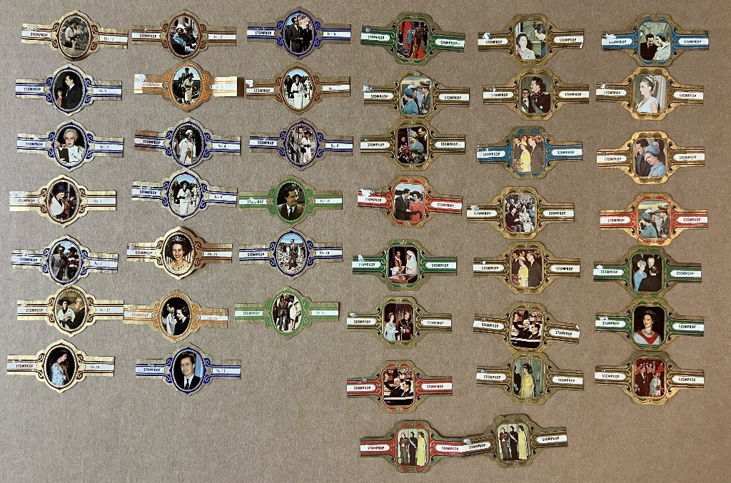 Assortiment sigarenbandjes in album - 1ste reeks - 1100stuks, Verzamelen, Rookartikelen, Aanstekers en Luciferdoosjes, Ophalen of Verzenden