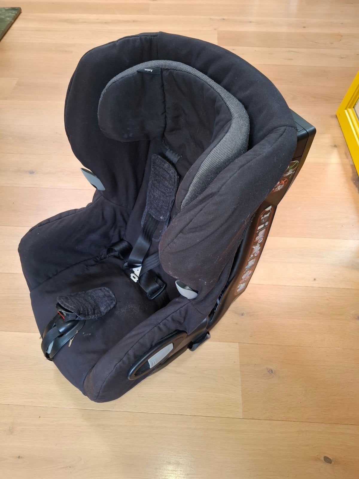 Autostoel draaibaar axiss nomadblack maxi cosi, Kinderen en Baby's, Autostoeltjes, Ophalen