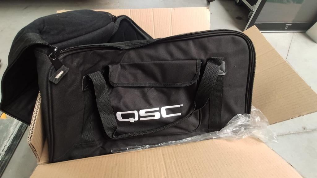 Housses QSC K12 Tote bag BK neuves, TV, Hi-fi & Vidéo, Neuf, Autres marques, Enlèvement ou Envoi, Haut-parleurs Frontaux, Arrière ou Stéréo