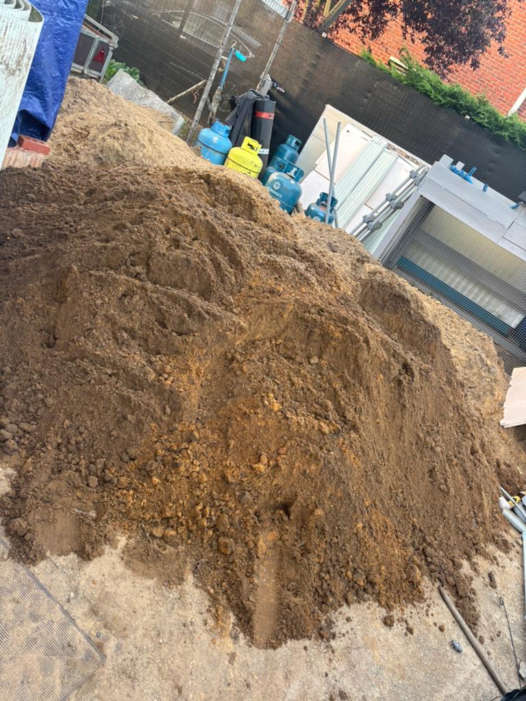 Gratis zwarte zand, Jardin & Terrasse, Sable, Enlèvement, Comme neuf