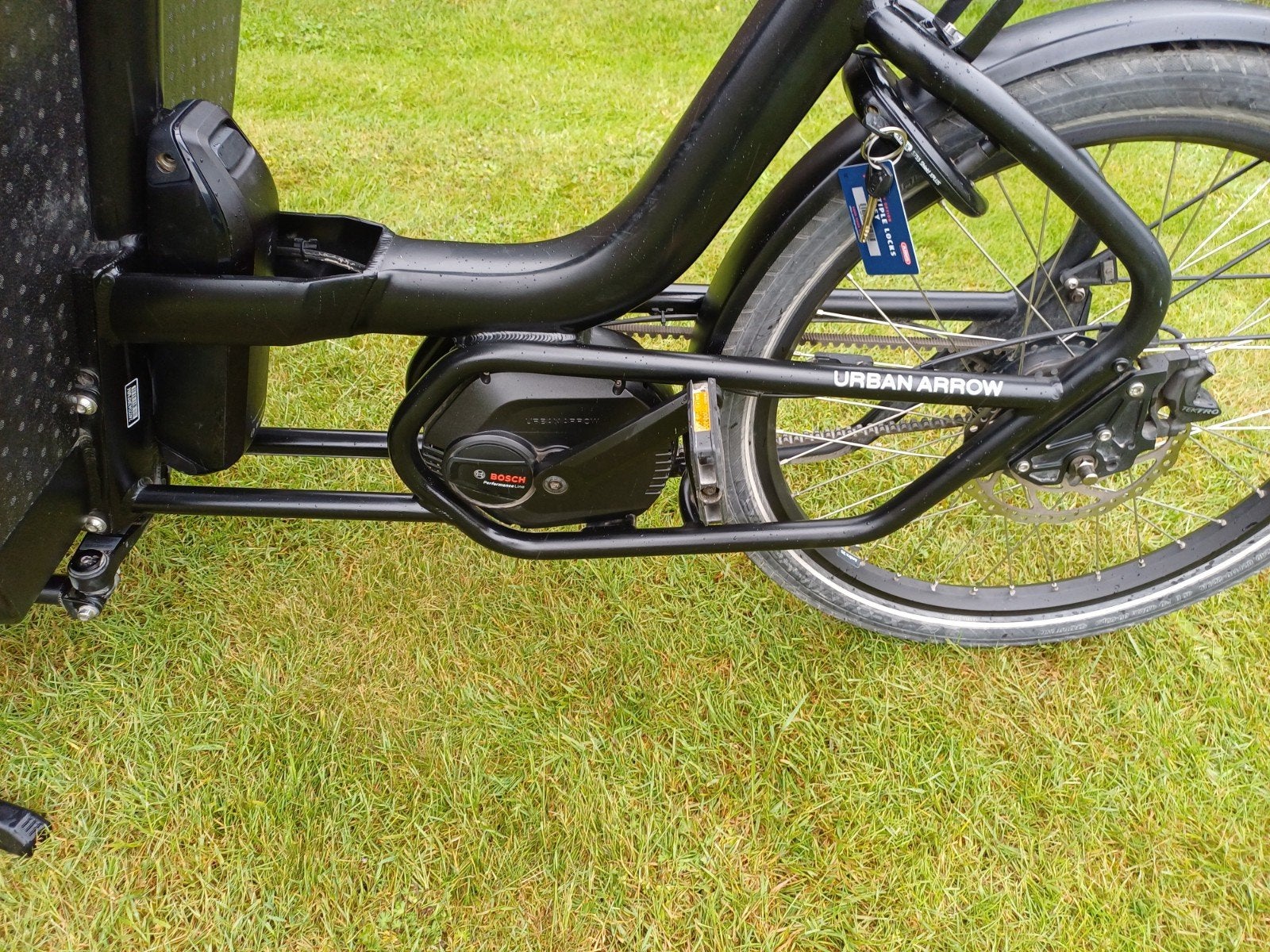 Super bakfiets urban arrow family plus, Ophalen, Huif