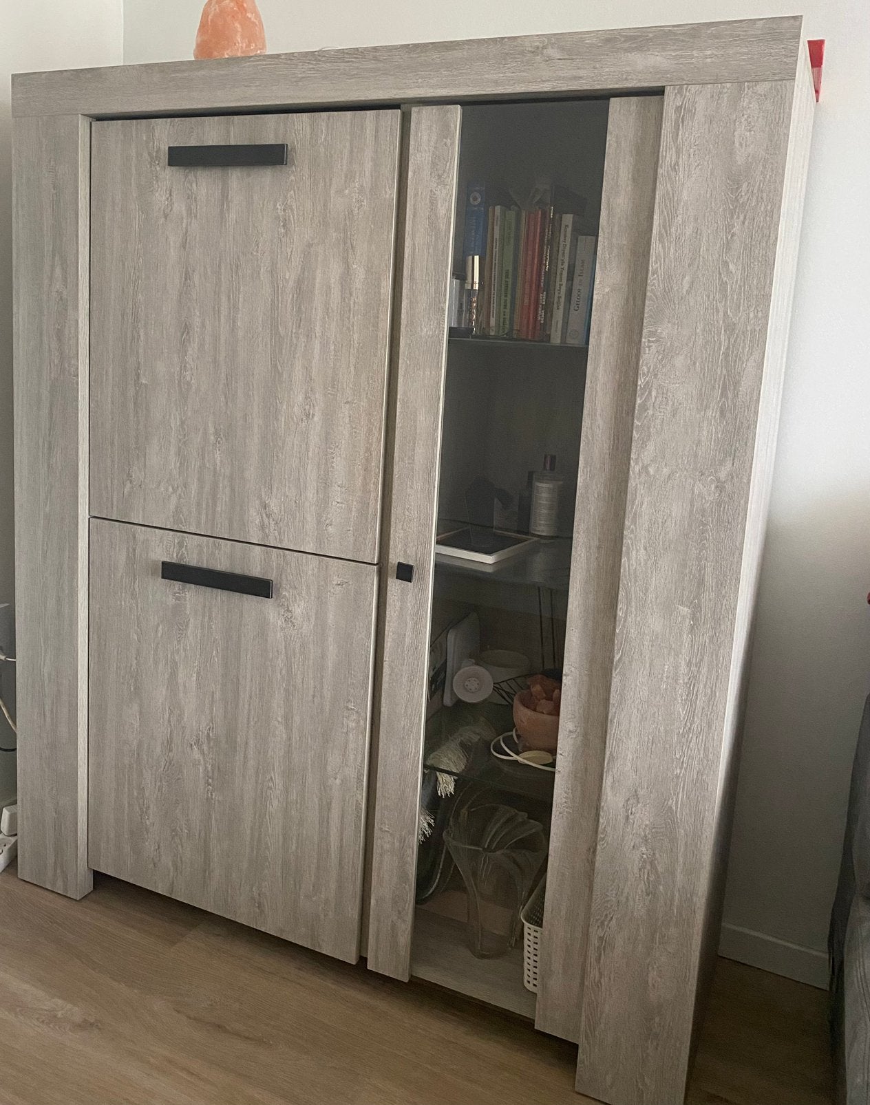 Kast, Ophalen