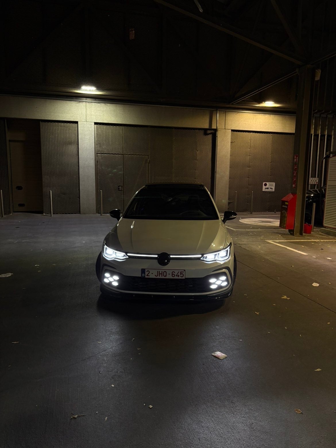 Volkswagen Golf 8 GTE – 2020, 32 g/km, Stof, Wit, 1395 cc