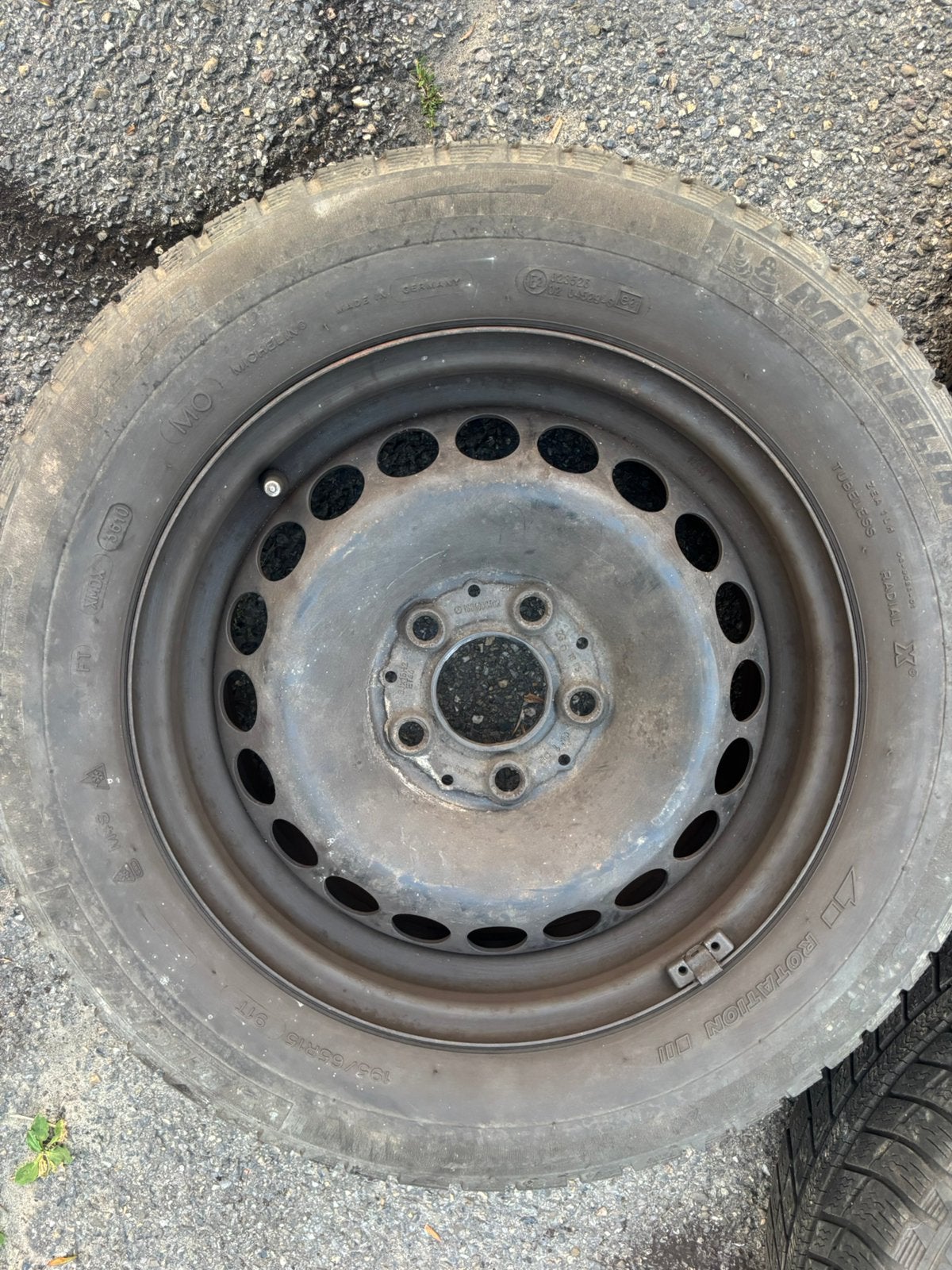 Goede michelin banden met velg, Enlèvement, Comme neuf