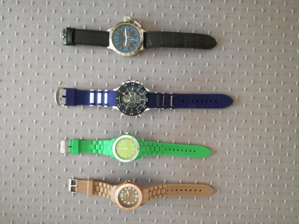 Lot van horloges, Ophalen, Zo goed als nieuw