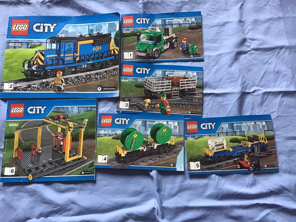Lego treinset 60052 goederen trein, Kinderen en Baby's, Speelgoed | Duplo en Lego, Ophalen of Verzenden, Lego