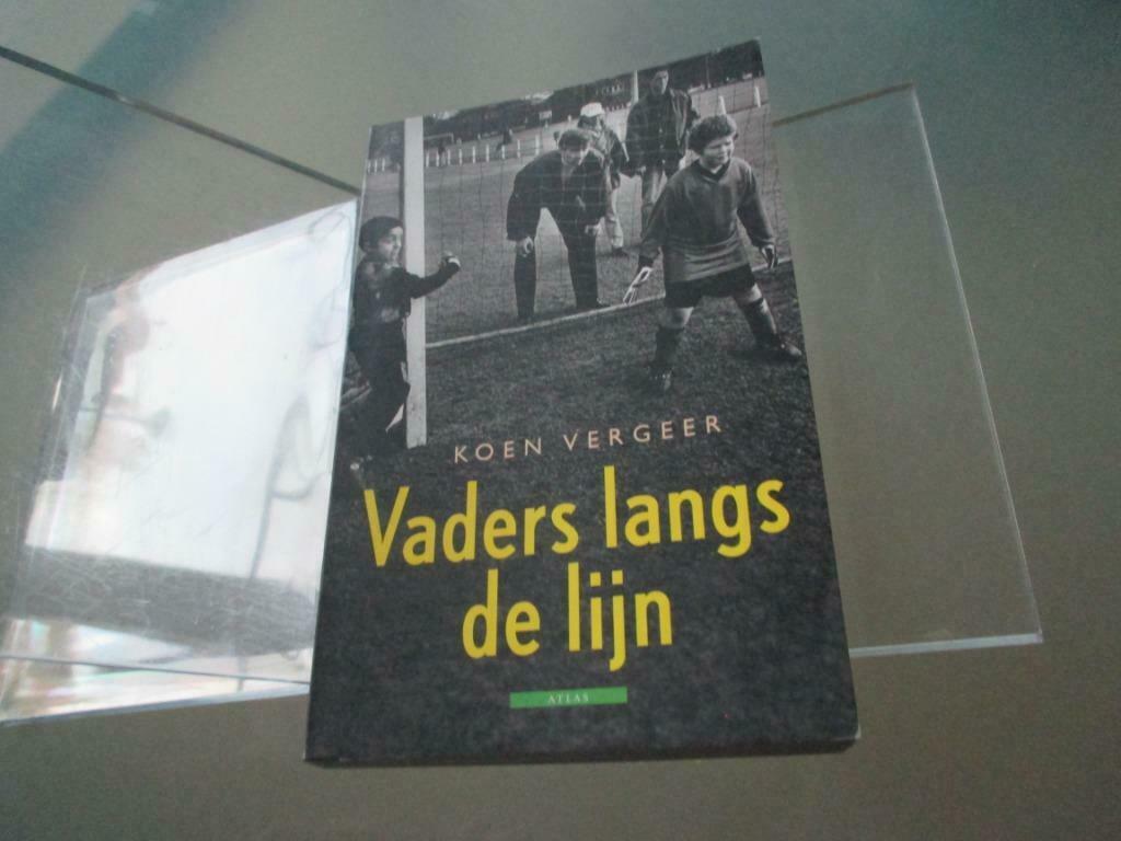 Vaders aan de lijn - Koen Vergeer  (PERFECTE STAAT ), België, Koen Vergeer, Ophalen of Verzenden, Zo goed als nieuw