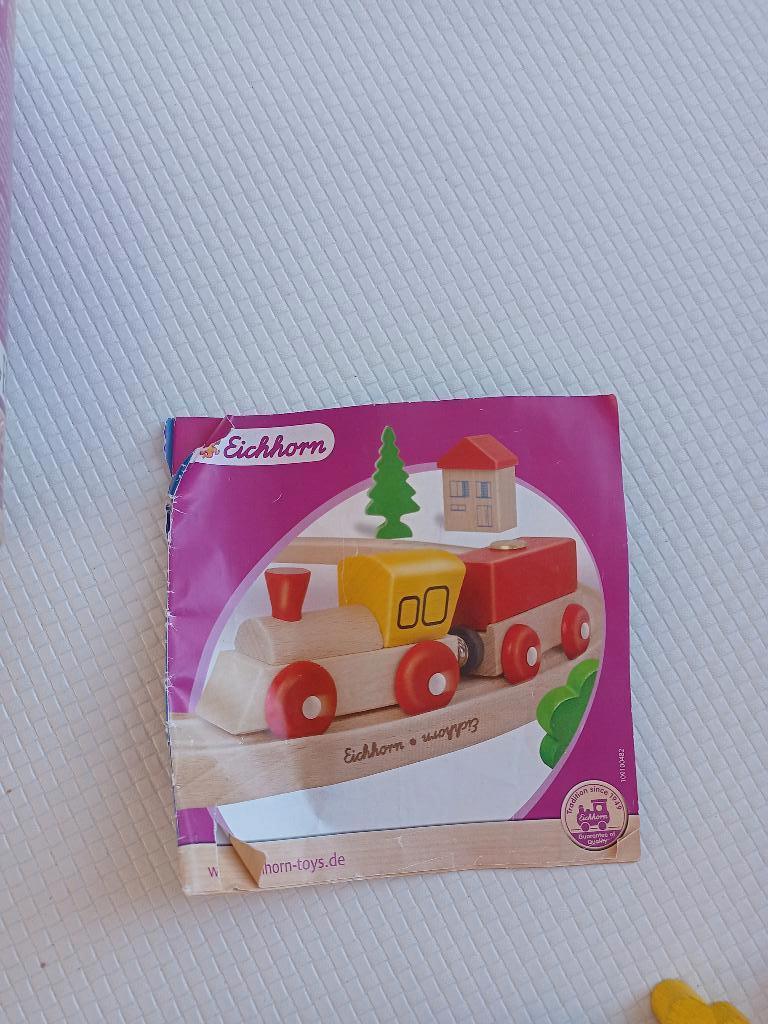 leuk houten treinspoor 2+ /eichhorn, Ophalen, Zo goed als nieuw