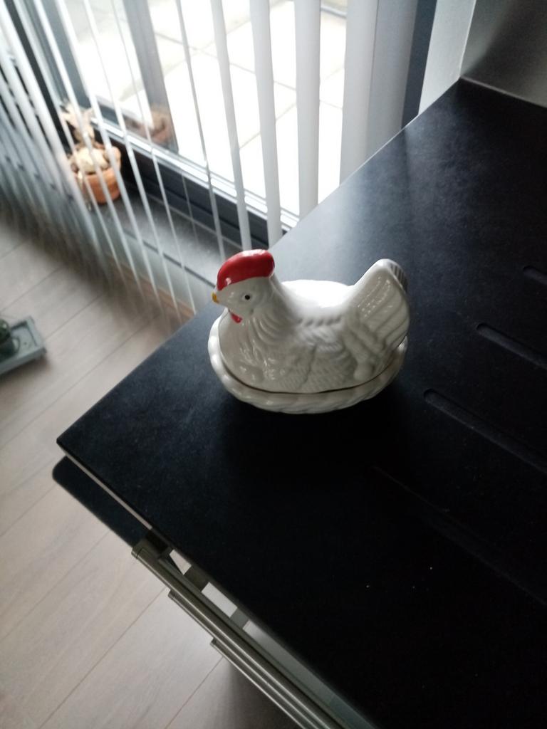 Stenen kip, Diversen, Pasen, Ophalen of Verzenden