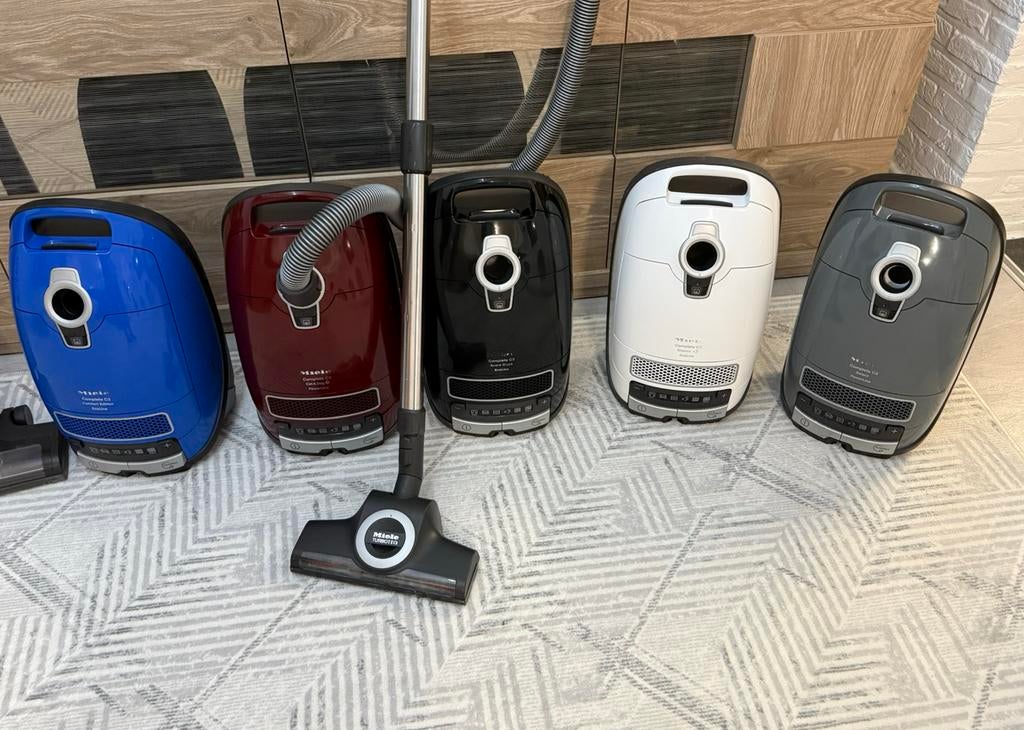 Mıele stofzuıger, Stofzuiger, Zo goed als nieuw, 2000 watt of meer, Ophalen