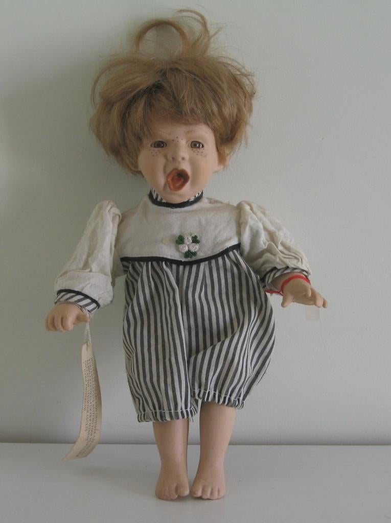 OUDE SCHREEUWENDE  BABY  -  9018, Ophalen