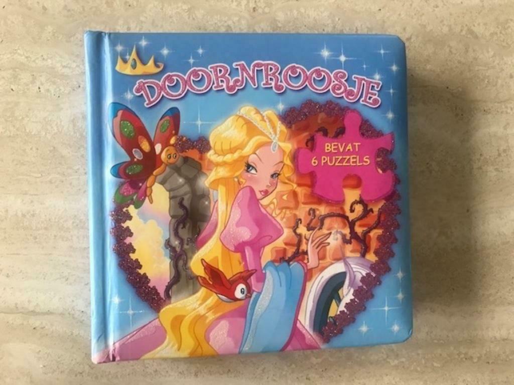 Nieuw puzzelboekje "Doornroosje" (zn3436), Enlèvement ou Envoi, Neuf, Livre à déplier, à toucher ou à découvrir, 3 à 4 ans
