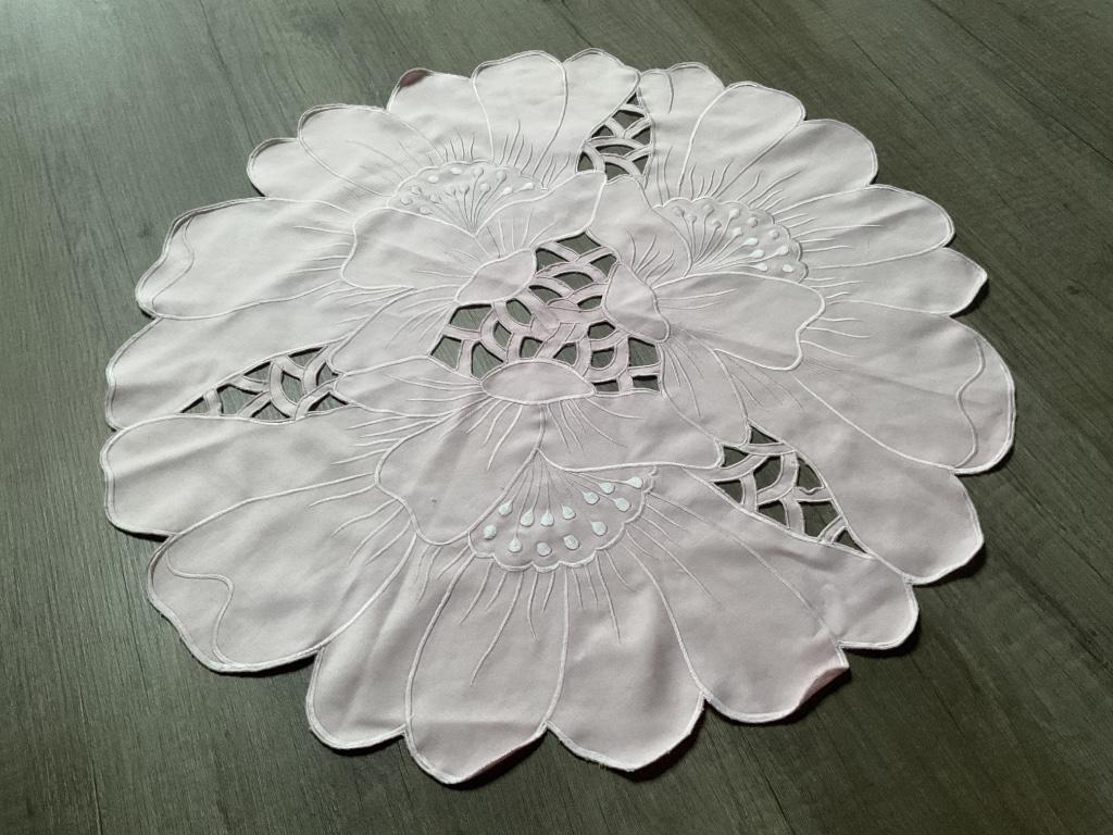 5 ronde sierdoekjes, Ophalen of Verzenden, Overige kleuren, Rond