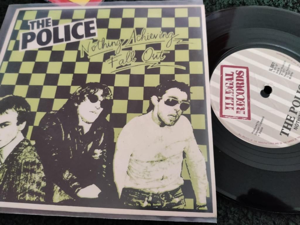 the police (nothing achieving/fall out, perf st, collector), Enlèvement ou Envoi