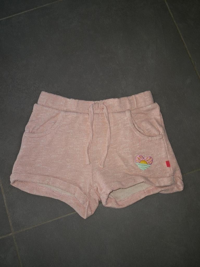 Short someone 98, Kinderen en Baby's, Kinderkleding | Maat 98, Broek, Meisje, Ophalen of Verzenden, Zo goed als nieuw
