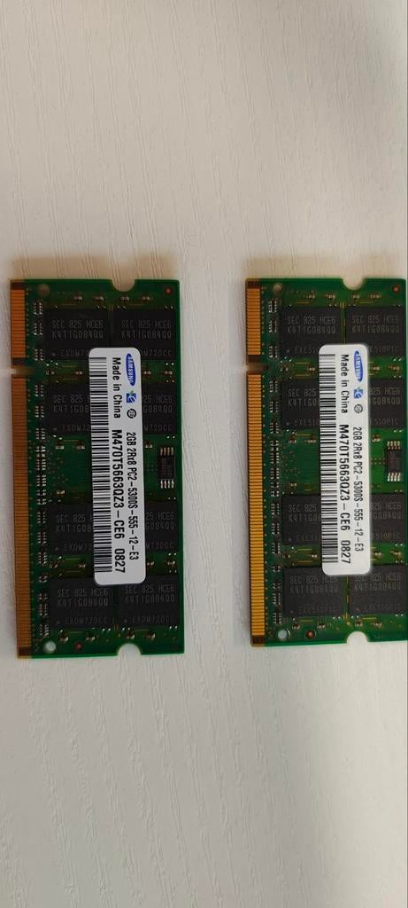 2 X Samsung 2 GB DDR2 RAM pour portable, Gebruikt, Ophalen of Verzenden, DDR2, 2 GB