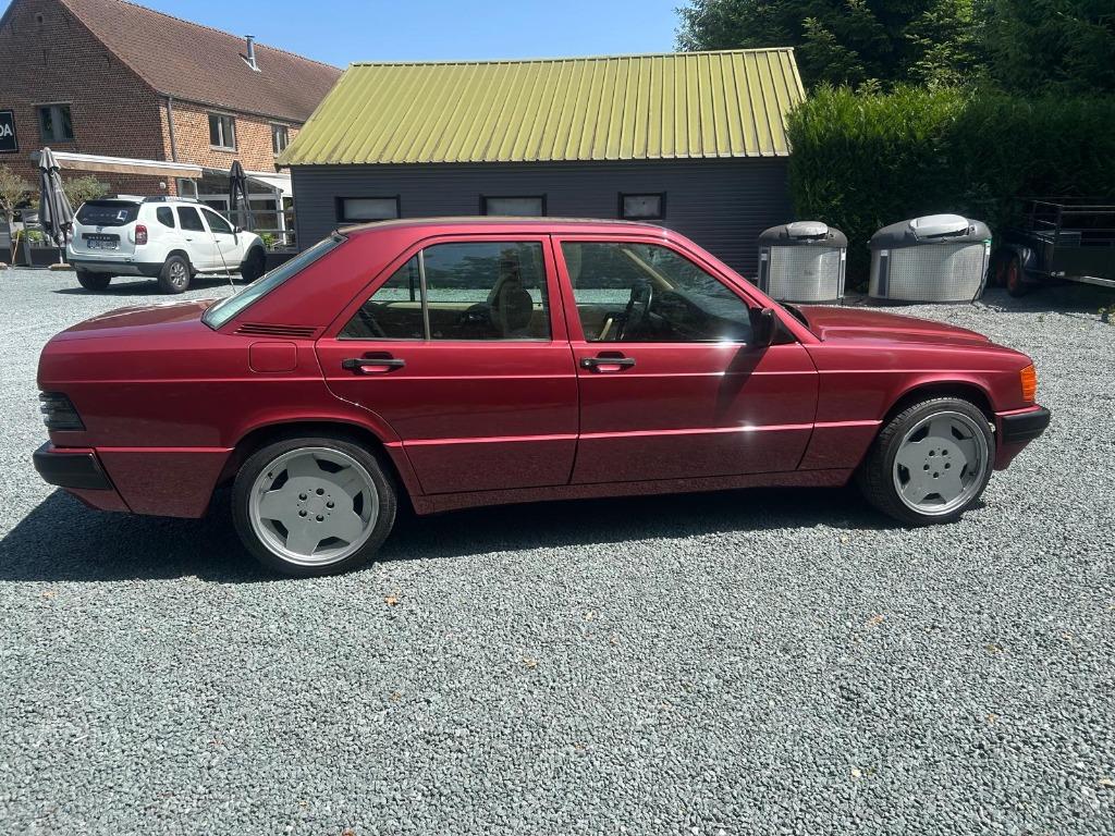 Mercedes-Benz 190E 2.3 Sportline Automat Parfait état alu17', Auto's, 4 deurs, Beige, 4 cilinders, Bedrijf
