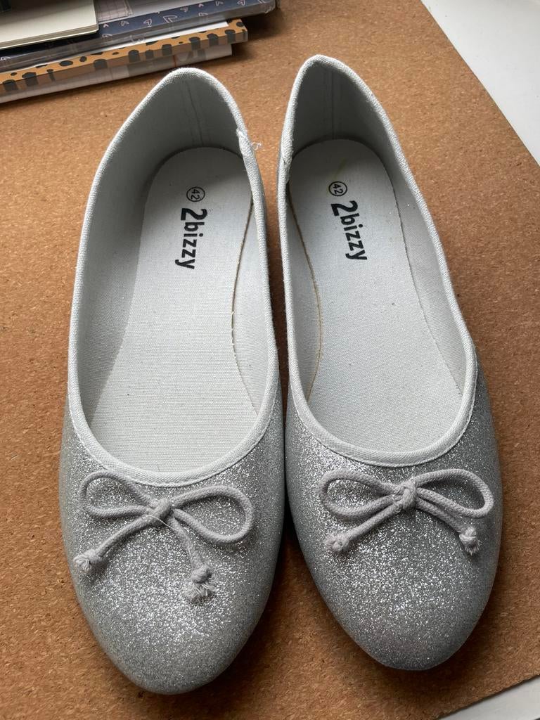 Ballerina’s, zilveren in maat 42, merk 2 Bizzy, Ophalen, Overige kleuren, 2 Bizzy, Ballerina's