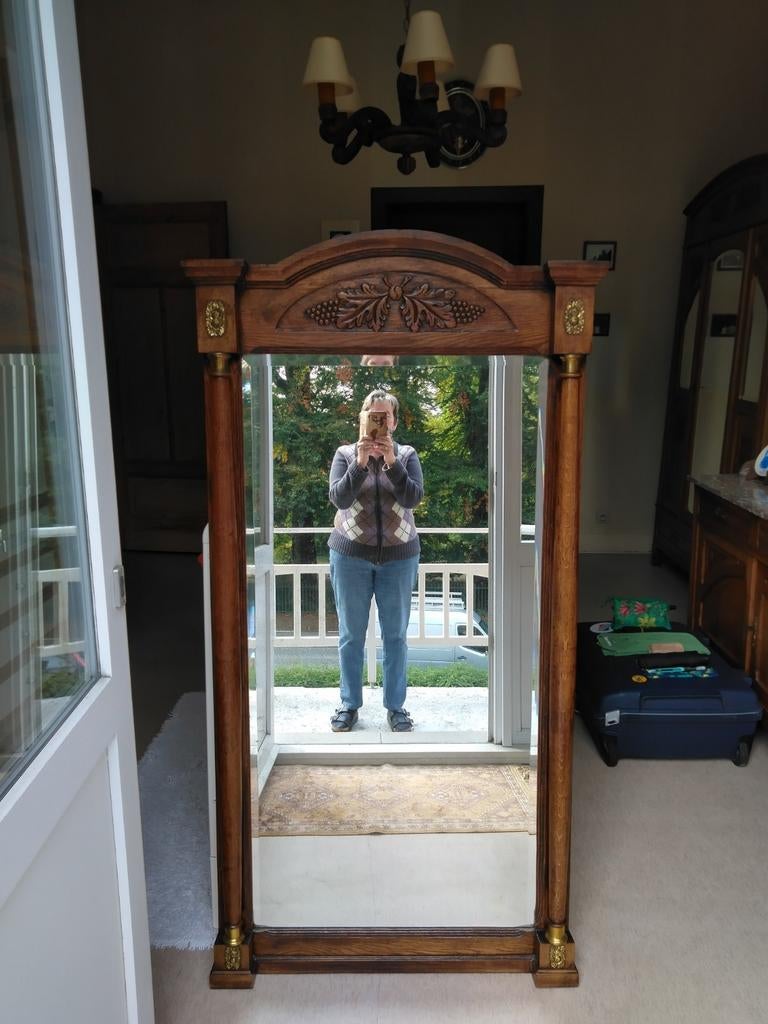 Miroir ancien en chêne, Enlèvement