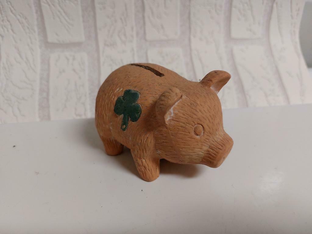 Tirelire en plâtre cochon porte bonheur, Collections, Tirelires, Enlèvement ou Envoi, Comme neuf