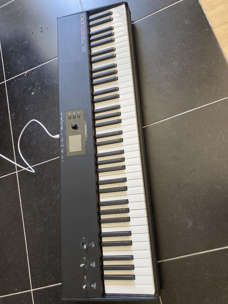 Clavier maître Studiologic SL73 Studio, Musique & Instruments, Enlèvement, Comme neuf