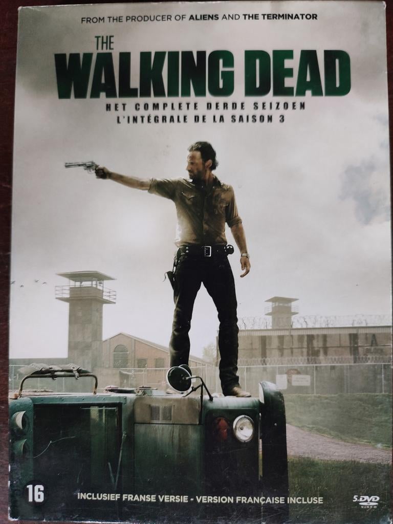 5-DVDbox : THE WALKING DEAD  3 - het complete derde seizoen, Ophalen of Verzenden, Zo goed als nieuw