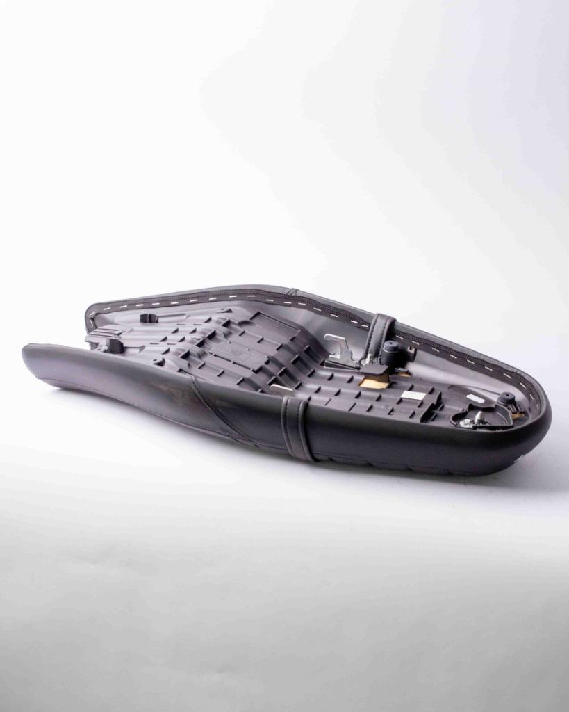 Selle Triumph Speed Twin 900, Motos, Accessoires | Autre, Enlèvement, Comme neuf
