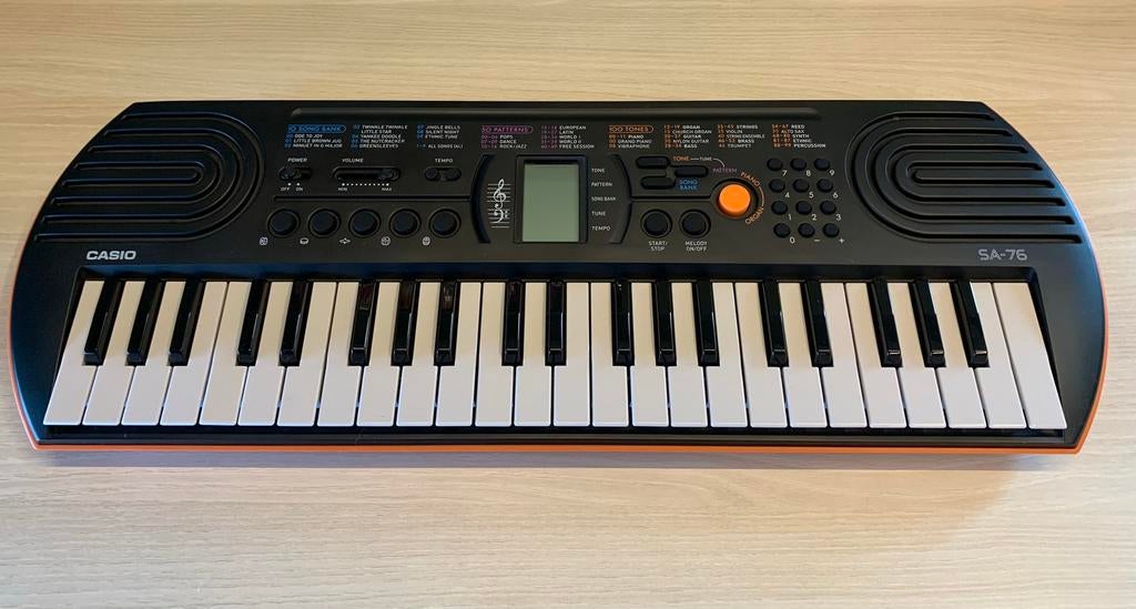 Casio Keyboard SA-76 Oranje, Ophalen, Zo goed als nieuw, Overige aantallen, Casio