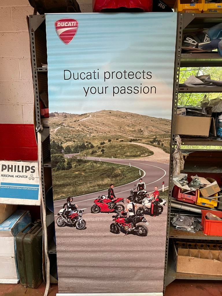 Ducati 2M hoog vinyl, breedte 1M, Ophalen of Verzenden, Zo goed als nieuw
