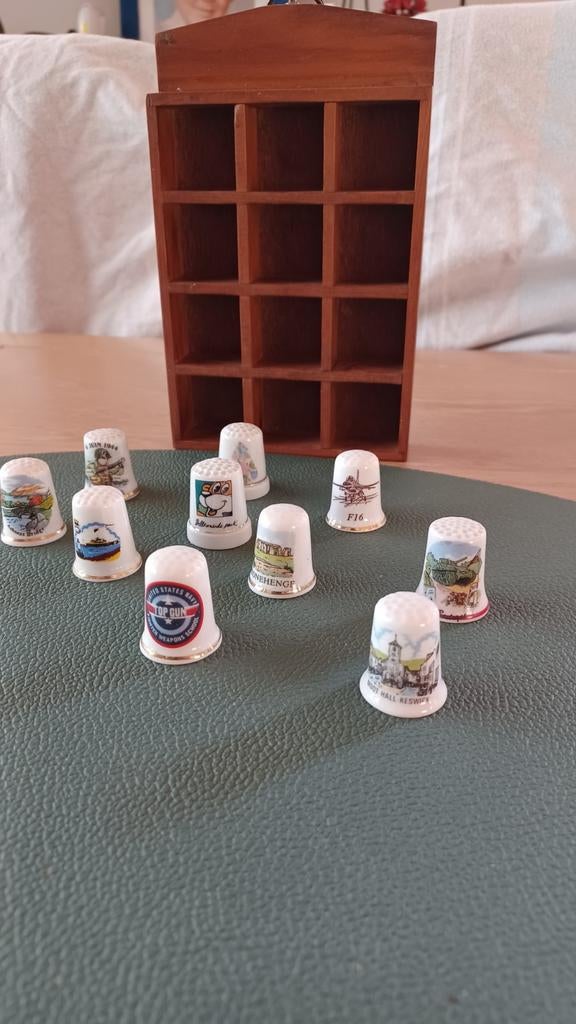 Vingerhoeden, Antiek en Kunst, Ophalen