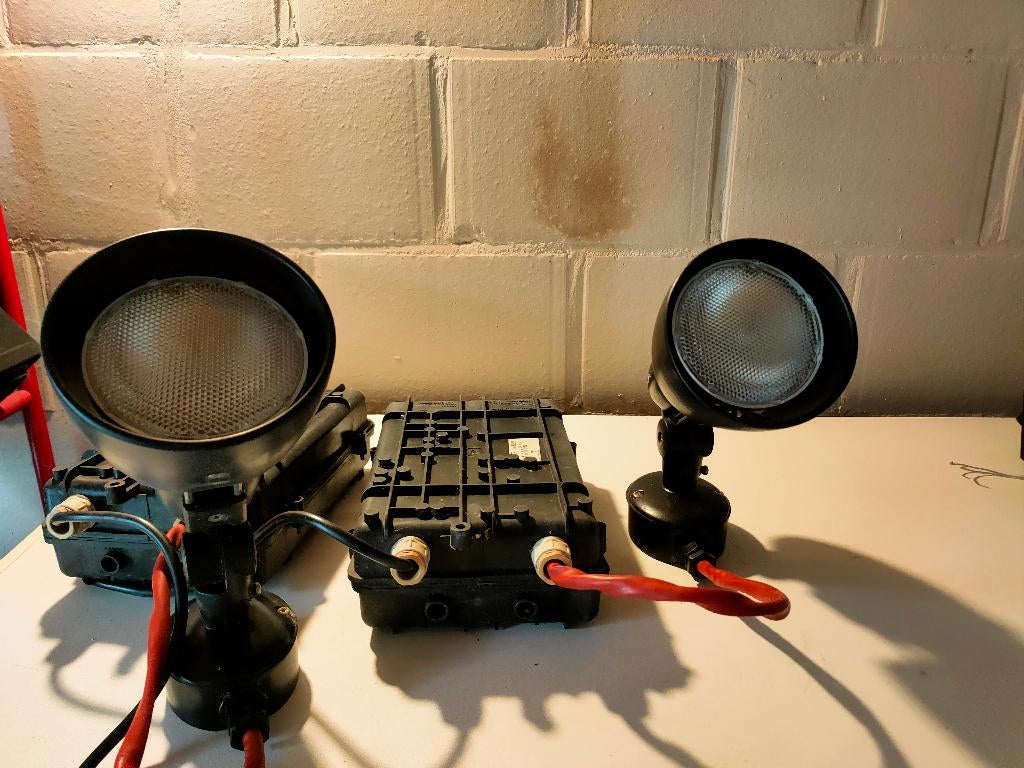 2 tuinlampen, Ophalen, Gebruikt