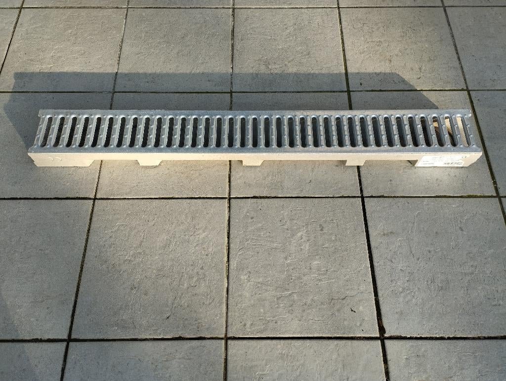 4 x afvoergoot polyesterbeton 100 x 6 cm met rooster, Ophalen, Nieuw