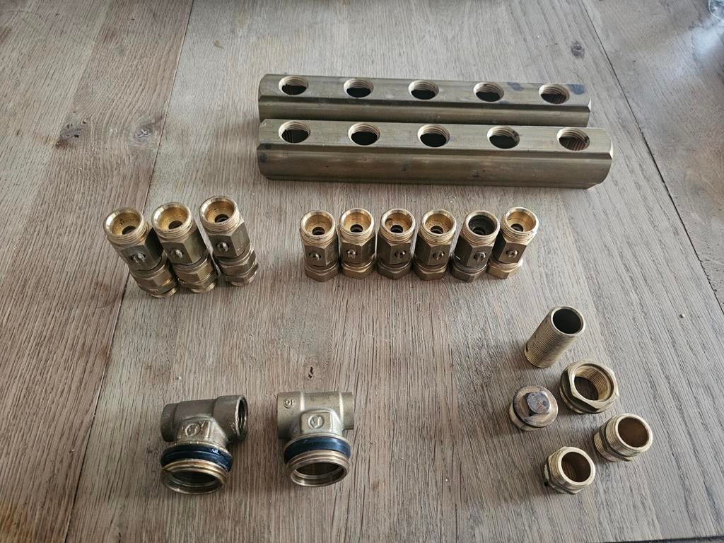 Lot raccords plomberie COMAP / Leton – laiton, Bricolage & Construction, Enlèvement ou Envoi