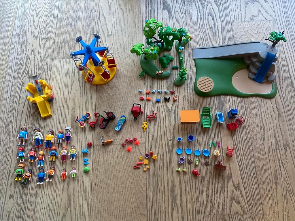 Playmobil speeltuin met accessoires, Kinderen en Baby's, Ophalen of Verzenden, Gebruikt