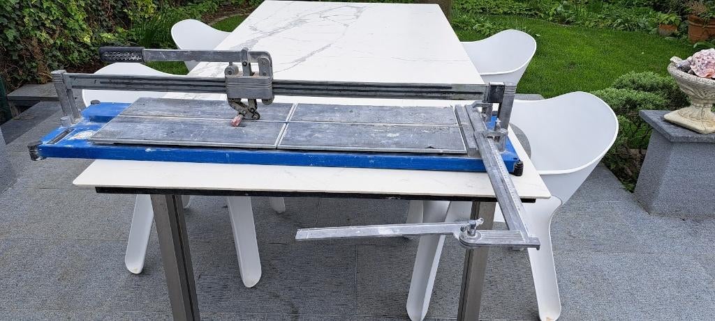 tegelsnijder, Enlèvement, Comme neuf